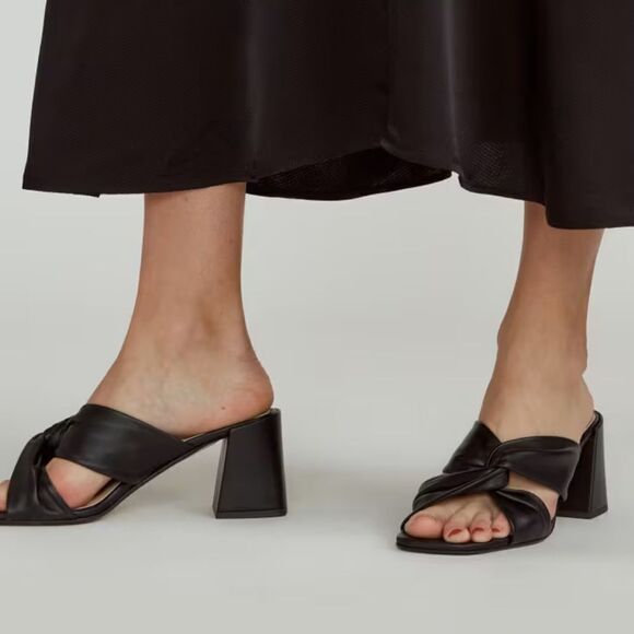 New Everlane The Day Twist Leather Heel in Black Size 9 - Picture 1 of 12